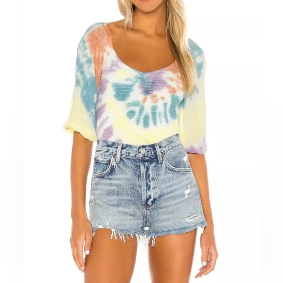 CHASER Smocked Double V Peasant Top in Tie Dye Size M - Picture 1 of 16